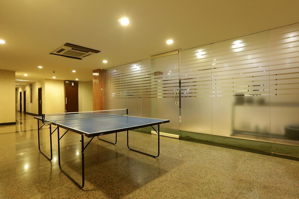 Corporate Regency Hotel New Delhi Exterior foto